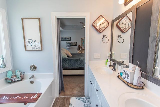 242 Blue Jacket Dr., Galivants Ferry, SC 29544