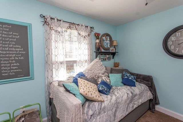 242 Blue Jacket Dr., Galivants Ferry, SC 29544