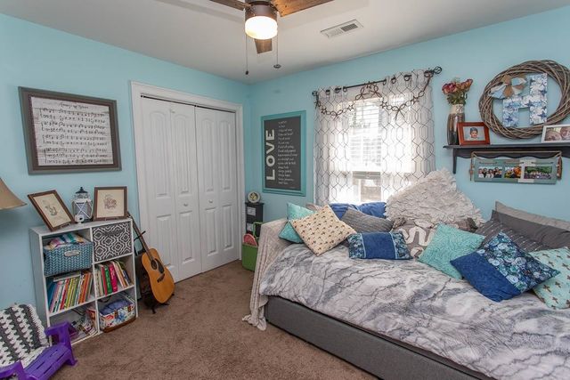 242 Blue Jacket Dr., Galivants Ferry, SC 29544