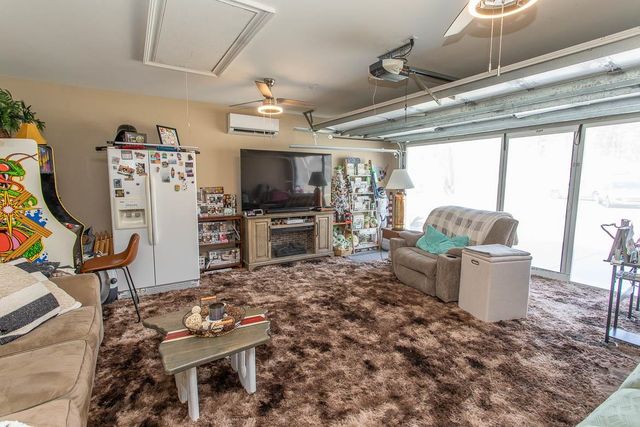 242 Blue Jacket Dr., Galivants Ferry, SC 29544