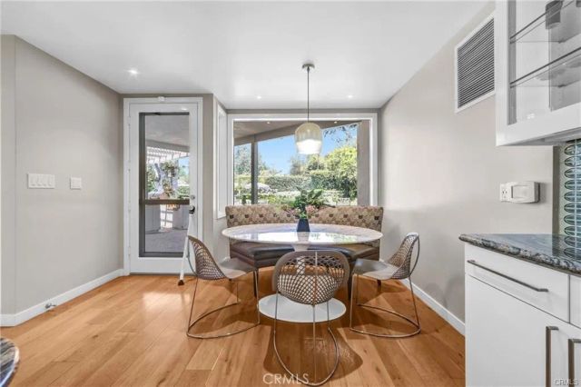 935 Hillcrest, Pasadena, CA 91106