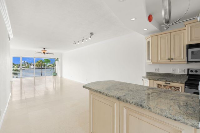 951 Spanish Circle 346, Delray Beach, FL 33483