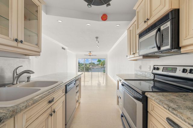 951 Spanish Circle 346, Delray Beach, FL 33483