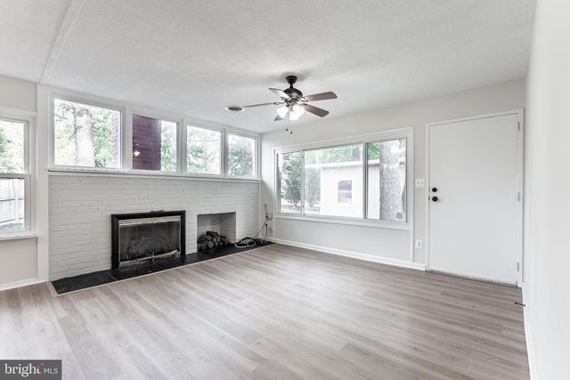 13709 MARBURY LN, Woodbridge, VA 22191
