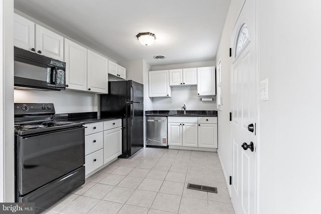 13709 MARBURY LN, Woodbridge, VA 22191