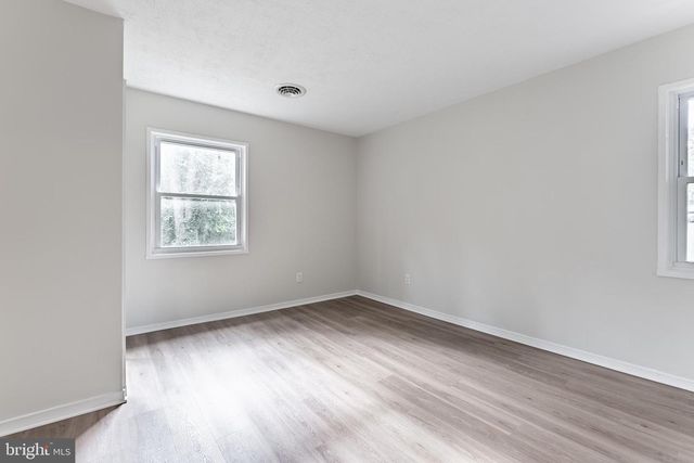 13709 MARBURY LN, Woodbridge, VA 22191