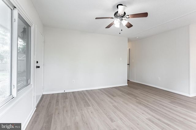 13709 MARBURY LN, Woodbridge, VA 22191