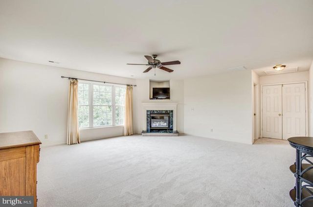 24 BUSH HILL CT, Fredericksburg, VA 22405