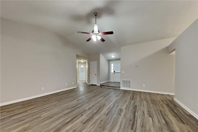 5990 Bayside Drive NW, Acworth, GA 30101