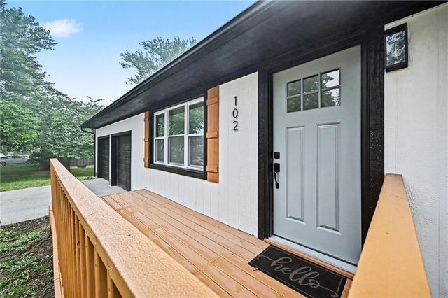 102 O E Avenue, Excelsior Springs, MO 64024