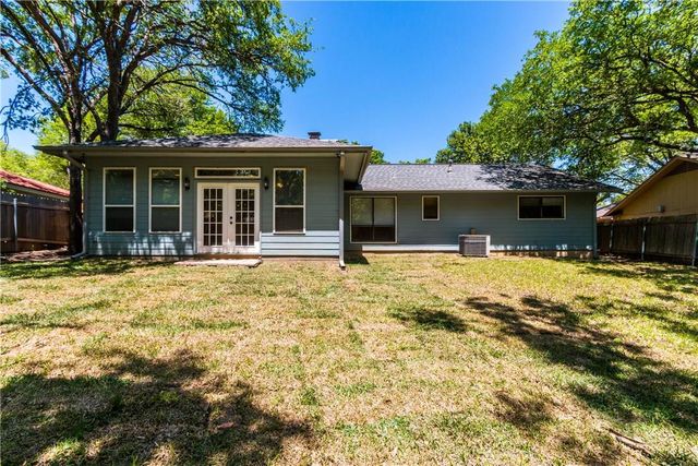 3407 Peregrine Falcon DR, Austin, TX 78746