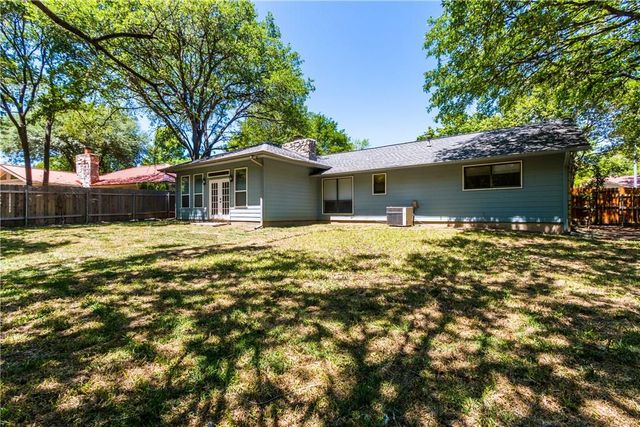 3407 Peregrine Falcon DR, Austin, TX 78746