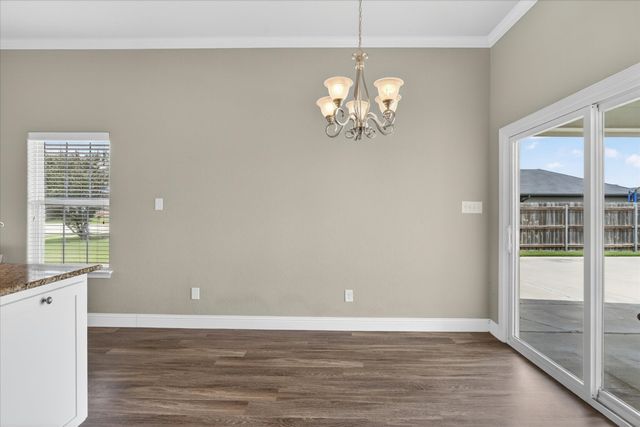 505 Heritage Trail, Burleson, TX 76028