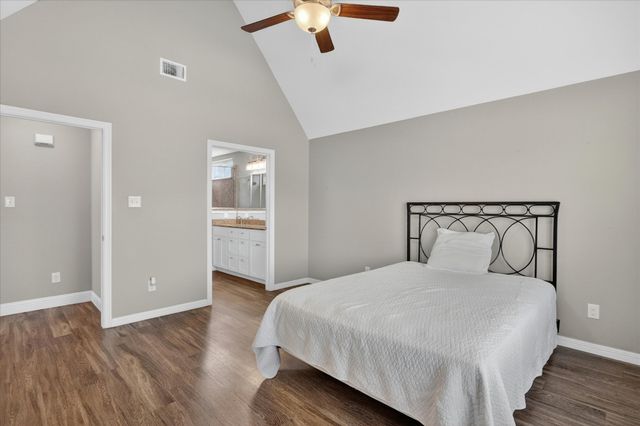 505 Heritage Trail, Burleson, TX 76028