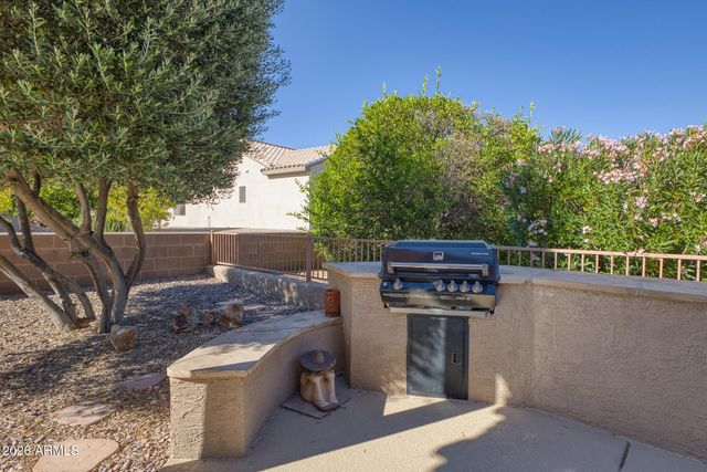 15142 W WATERFORD Drive, Surprise, AZ 85374