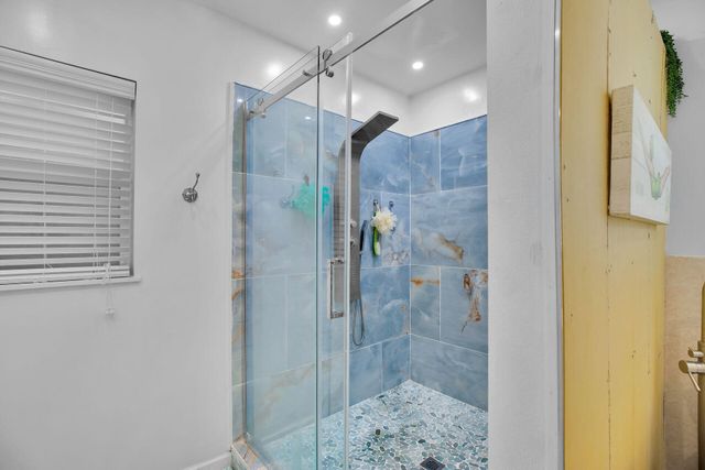 1041 Gibraltar Road, Key Largo, FL 33037