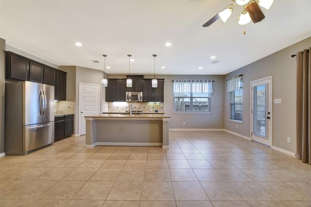 18226 Russett Green Drive, Tomball, TX 77377