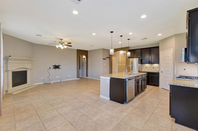 18226 Russett Green Drive, Tomball, TX 77377