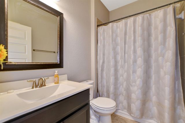 18226 Russett Green Drive, Tomball, TX 77377