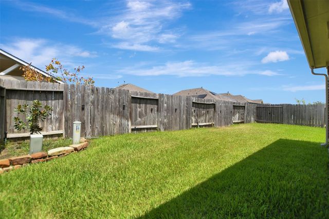 18226 Russett Green Drive, Tomball, TX 77377