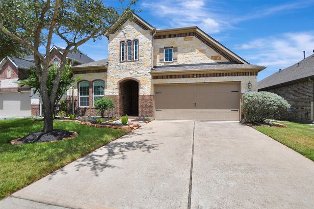 18226 Russett Green Drive, Tomball, TX 77377