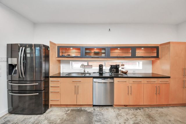1411 Edwards Street, Houston, TX 77007