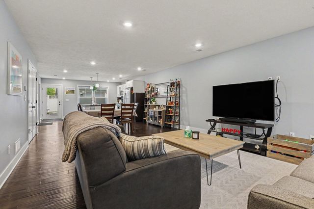 6897 Myers Lake Avenue NE, Rockford, MI 49341