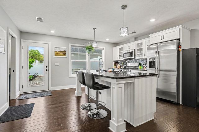 6897 Myers Lake Avenue NE, Rockford, MI 49341