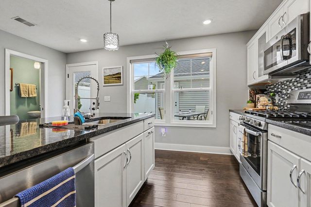 6897 Myers Lake Avenue NE, Rockford, MI 49341