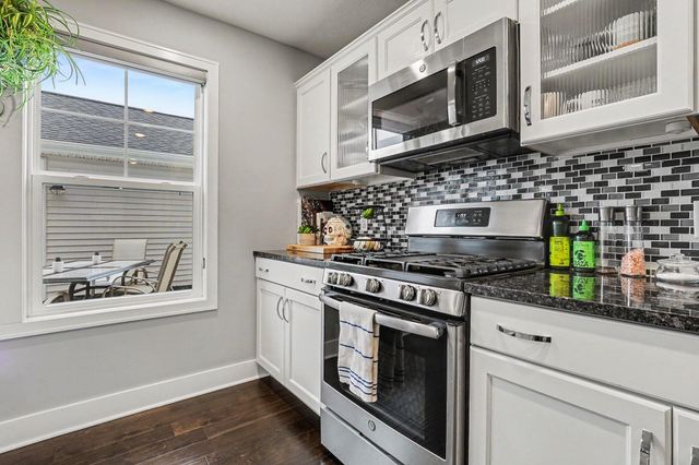 6897 Myers Lake Avenue NE, Rockford, MI 49341