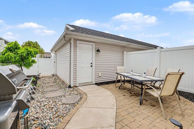 6897 Myers Lake Avenue NE, Rockford, MI 49341