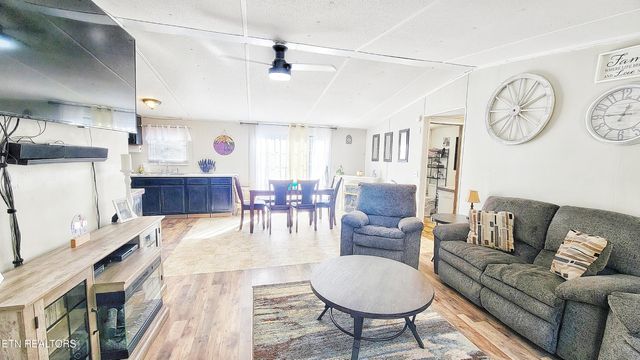 1290 Bluets Road, Newport, TN 37821