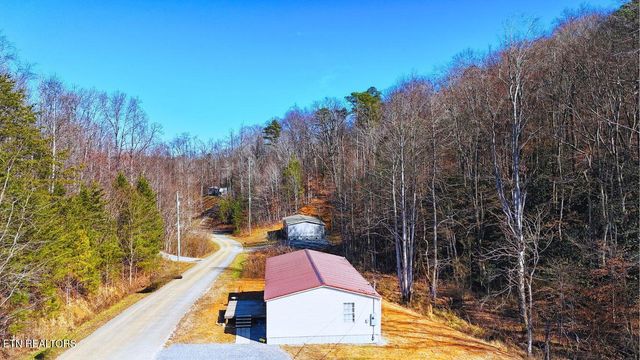 1290 Bluets Road, Newport, TN 37821