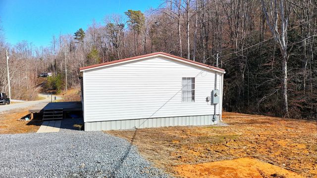 1290 Bluets Road, Newport, TN 37821