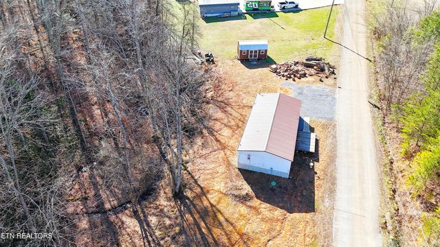 1290 Bluets Road, Newport, TN 37821