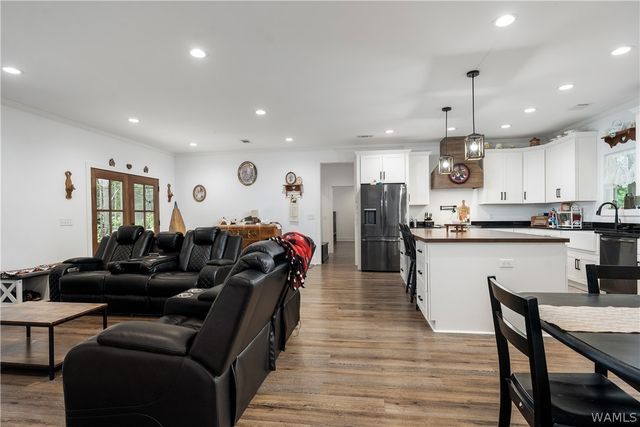 11366 Joe Namath, Northport, AL 35475