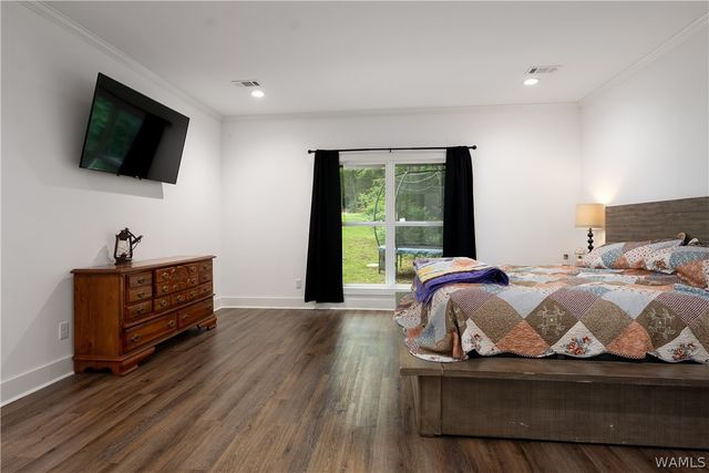 11366 Joe Namath, Northport, AL 35475