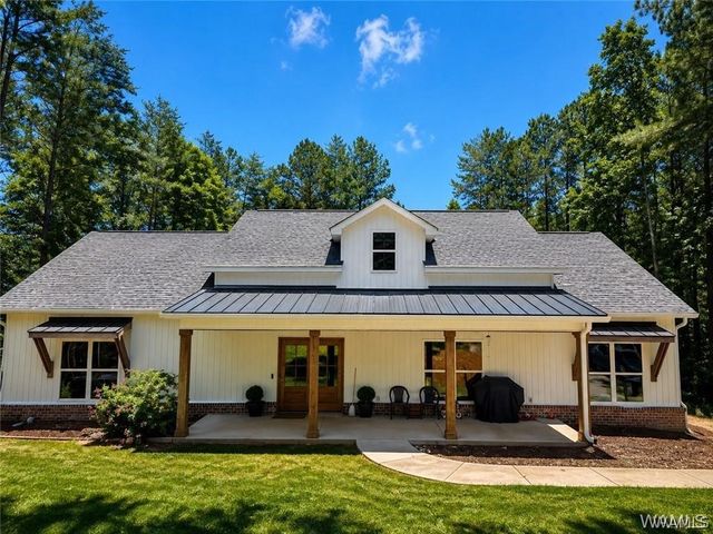 11366 Joe Namath, Northport, AL 35475