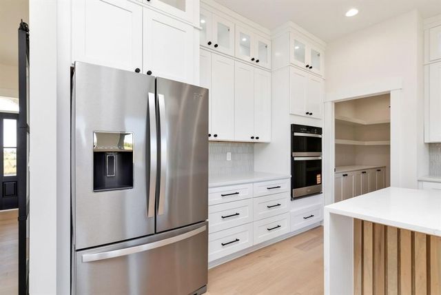 17227 Northview Drive, Urbandale, IA 50323
