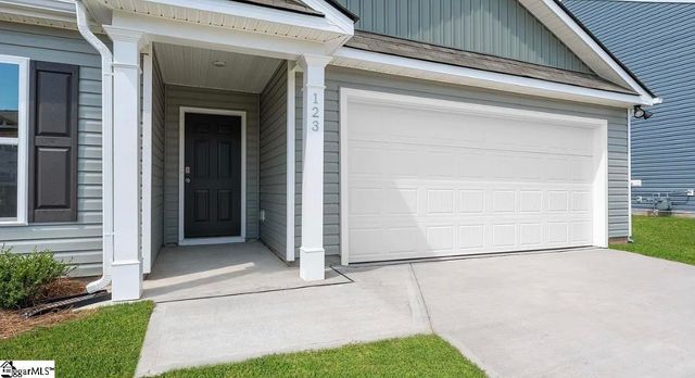 123 Elgin Drive, Laurens, SC 29360