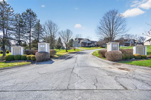 15 Overlook Drive, Queensbury, NY 12804