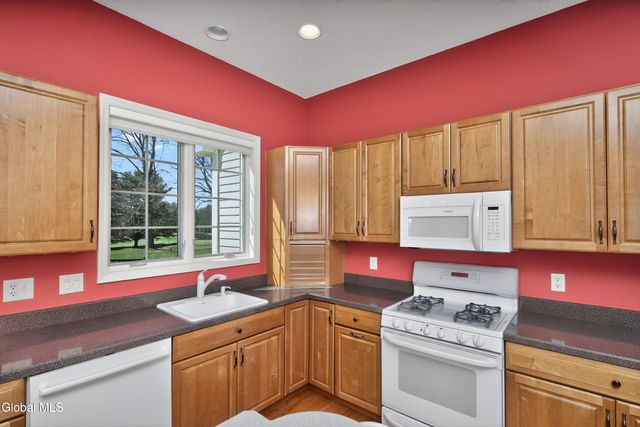 15 Overlook Drive, Queensbury, NY 12804
