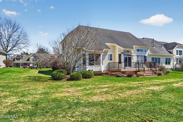 15 Overlook Drive, Queensbury, NY 12804