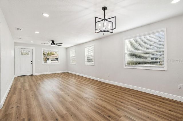 6416 N 47TH STREET, Tampa, FL 33610