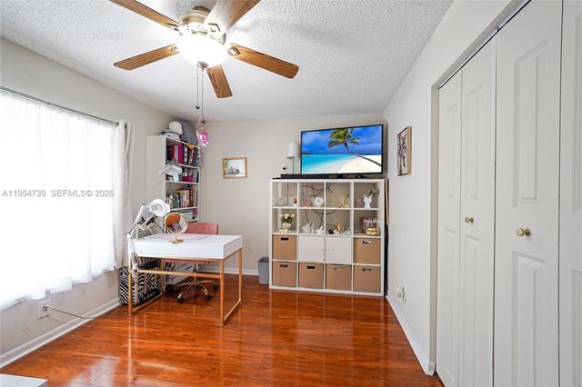 8507 NW 54th Ct, Lauderhill, FL 33351