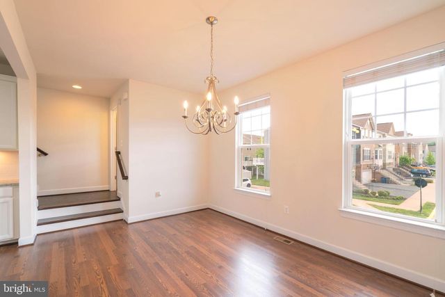 10739 CALEDONIA MEADOW DR, Manassas, VA 20112