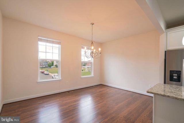 10739 CALEDONIA MEADOW DR, Manassas, VA 20112