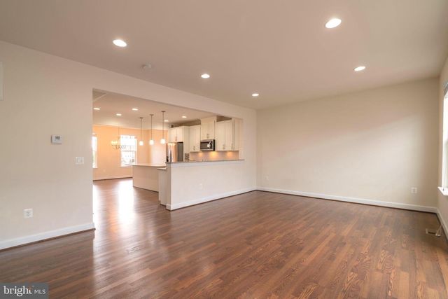 10739 CALEDONIA MEADOW DR, Manassas, VA 20112