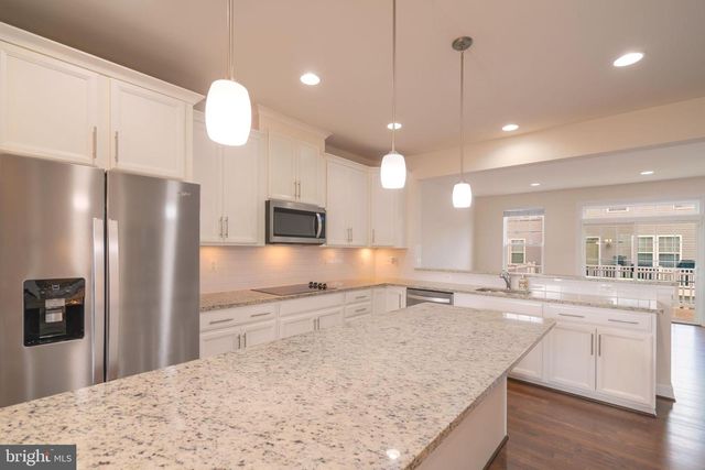 10739 CALEDONIA MEADOW DR, Manassas, VA 20112