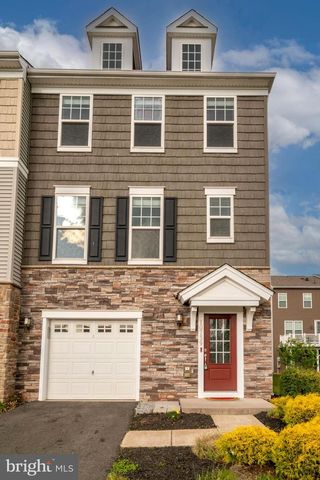 10739 CALEDONIA MEADOW DR, Manassas, VA 20112